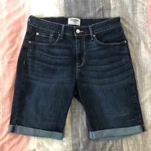 Denizen mid rise denim Bermuda shorts.